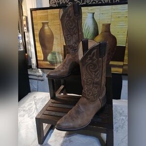 Men's cowboy boots
